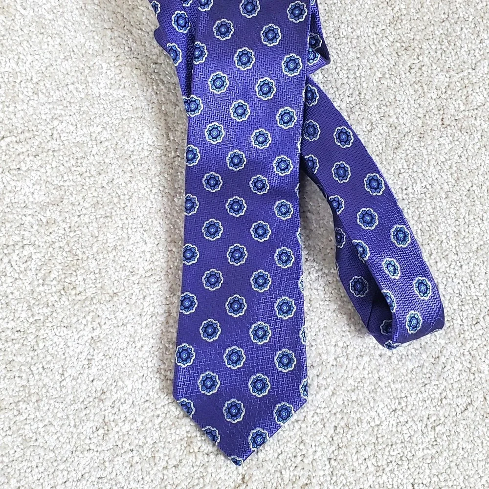 Jos A Banks Men's Neck Tie‎ Purple Geometric Heritage Collection 60
